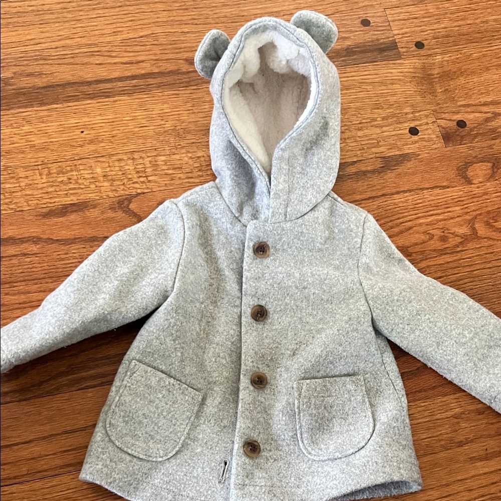 Old Navy Kids Light Gray Puffer Jacket